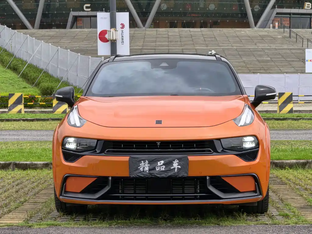 Lynk & Co 02 Hatchback 2021 2.0TD Halo