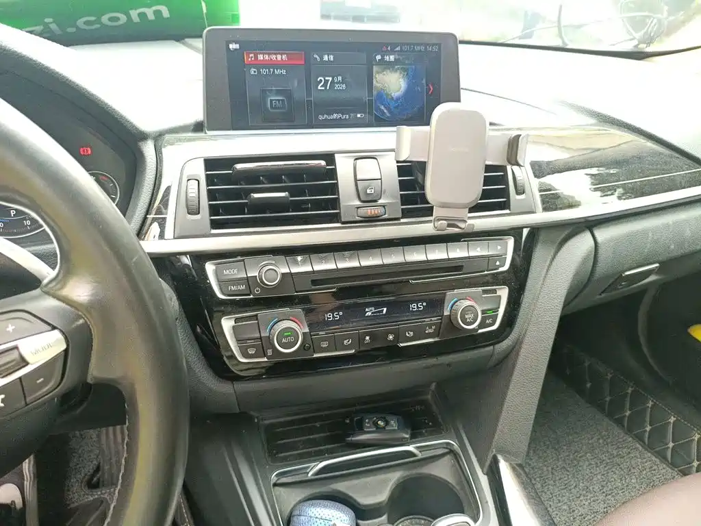 BMW 3 Series — миниатюра 14