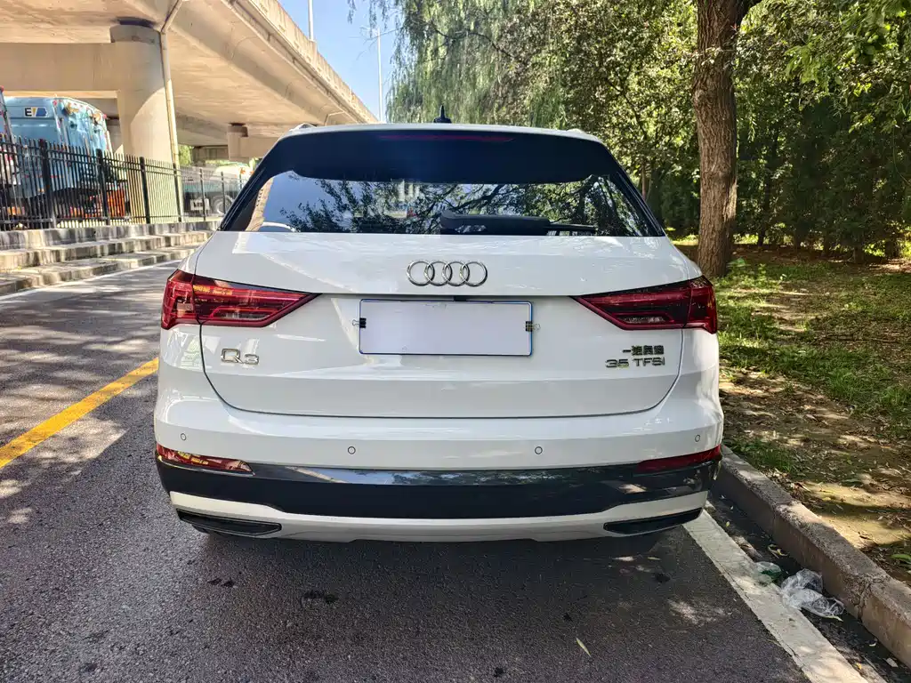 Audi Q3 2021 35 TFSI