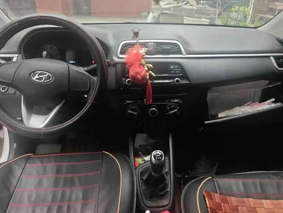 Hyundai Verna — миниатюра 12