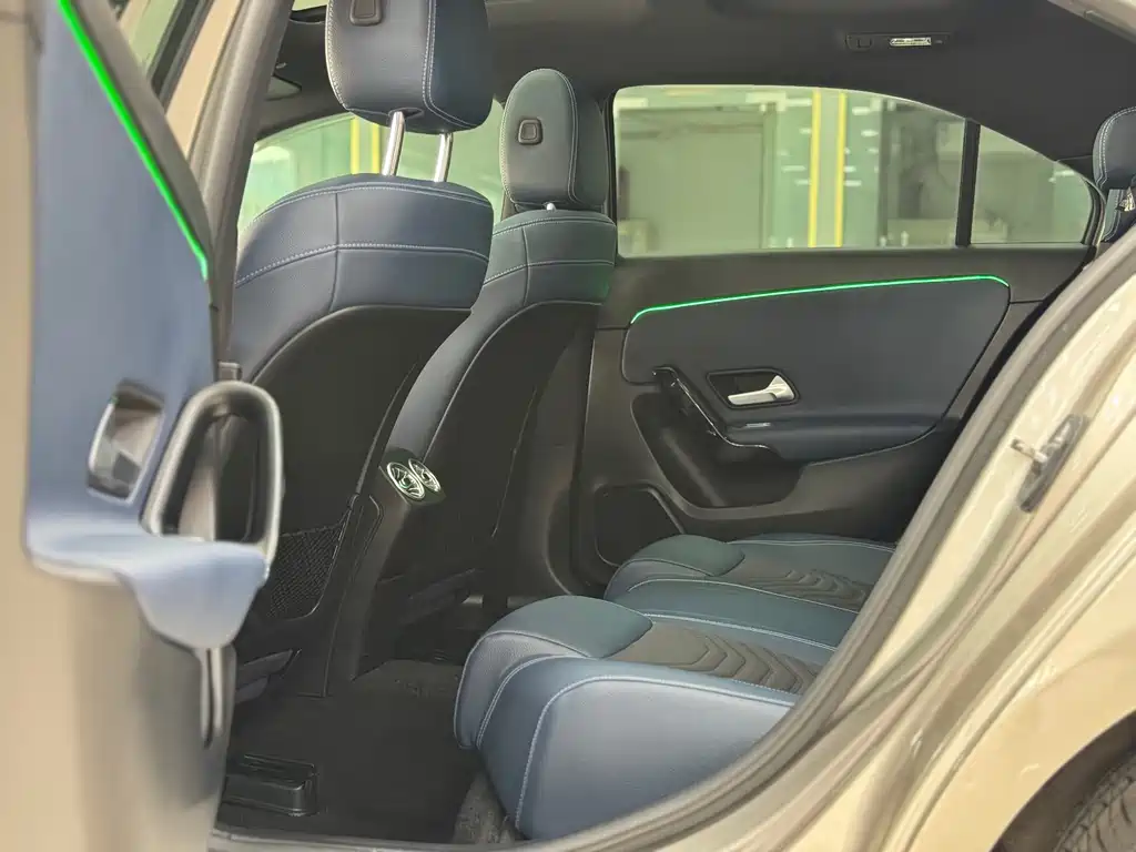 MERCEDES-BENZ A CLASS