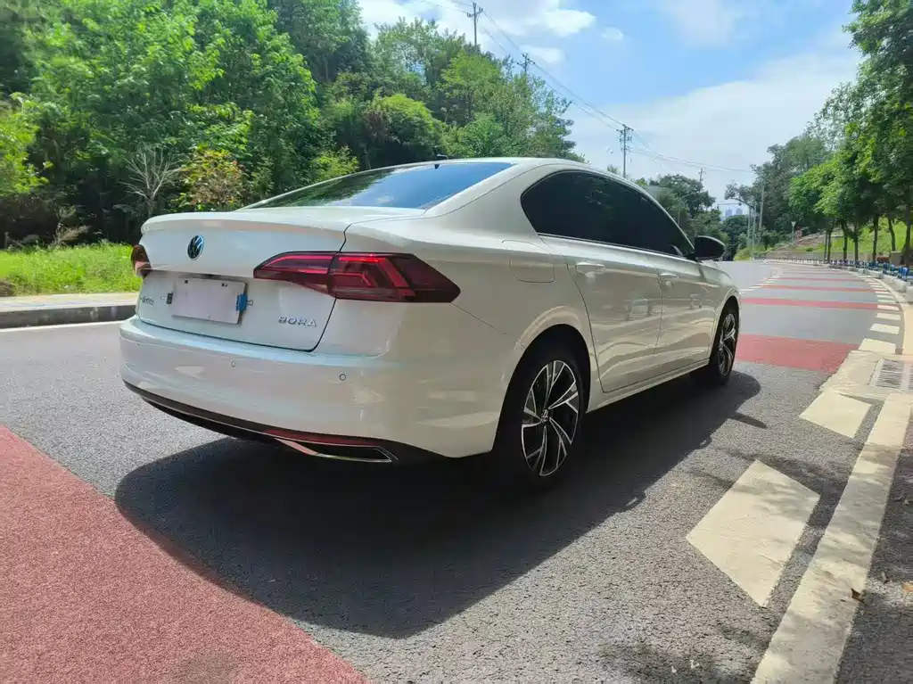 Volkswagen Bora — миниатюра 8