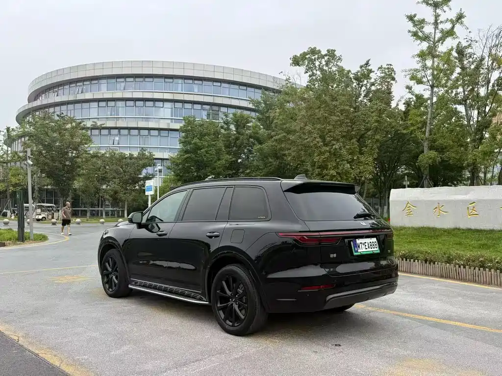 Li Auto Li ONE — миниатюра 7
