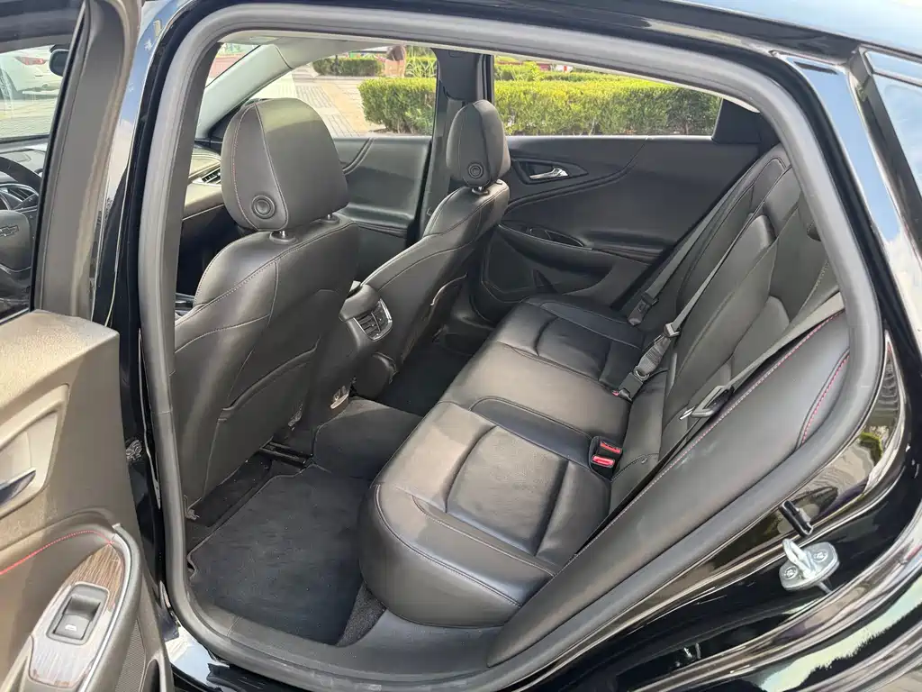 Chevrolet Malibu XL — миниатюра 8
