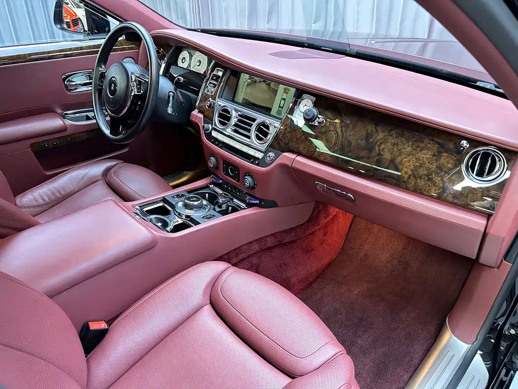 Rolls-Royce Ghost — миниатюра 17