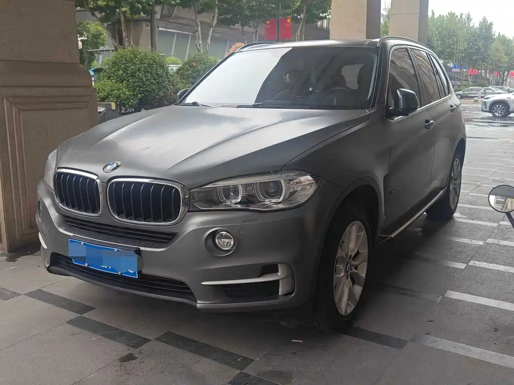 BMW X5 (Import)