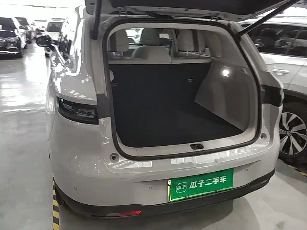 Leapmotor Leapmotor B10 — миниатюра 19