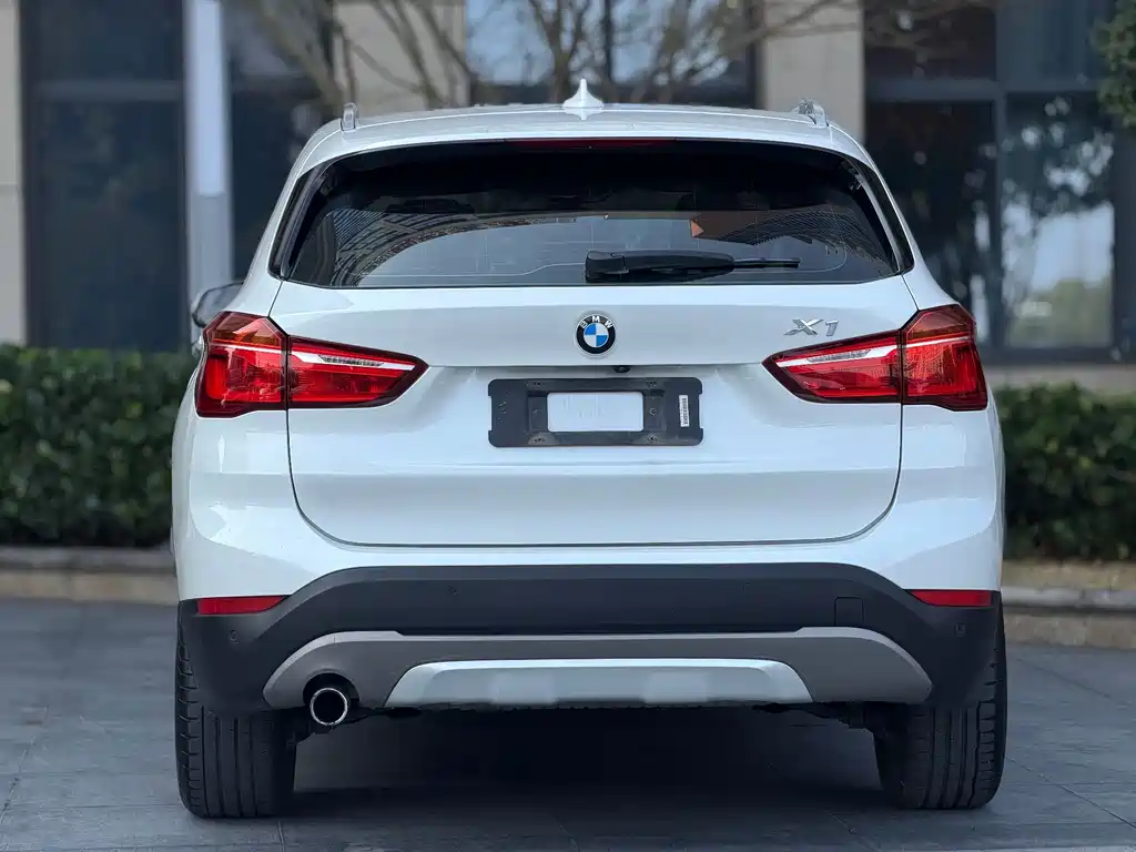 BMW X1 — миниатюра 9