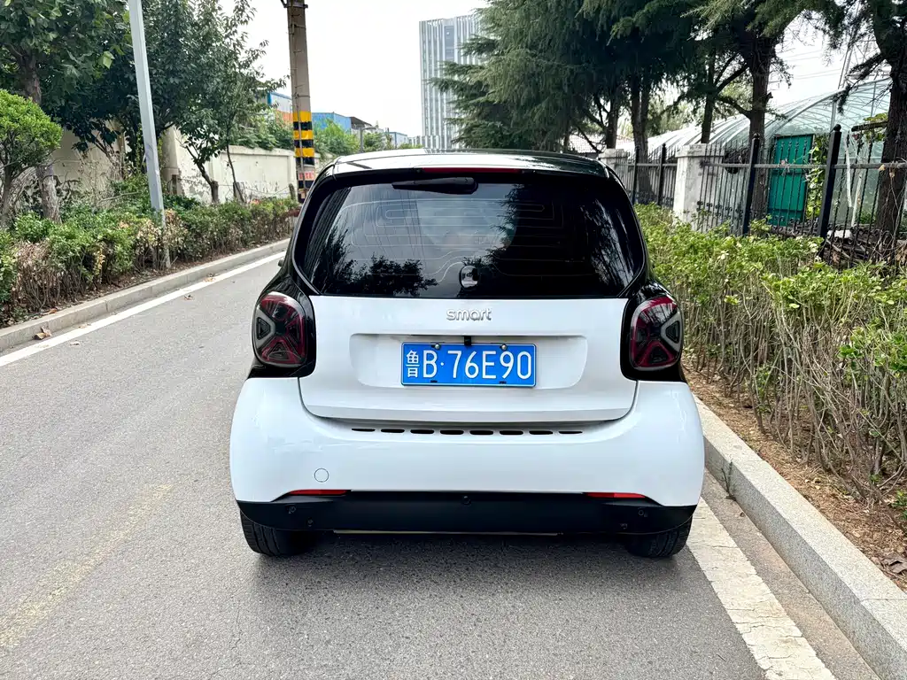 smart Smart Fortwo — миниатюра 5