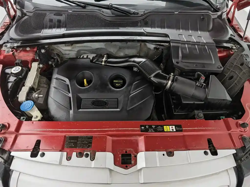 Land Rover Range Rover Evoque 2012 2.0T 5