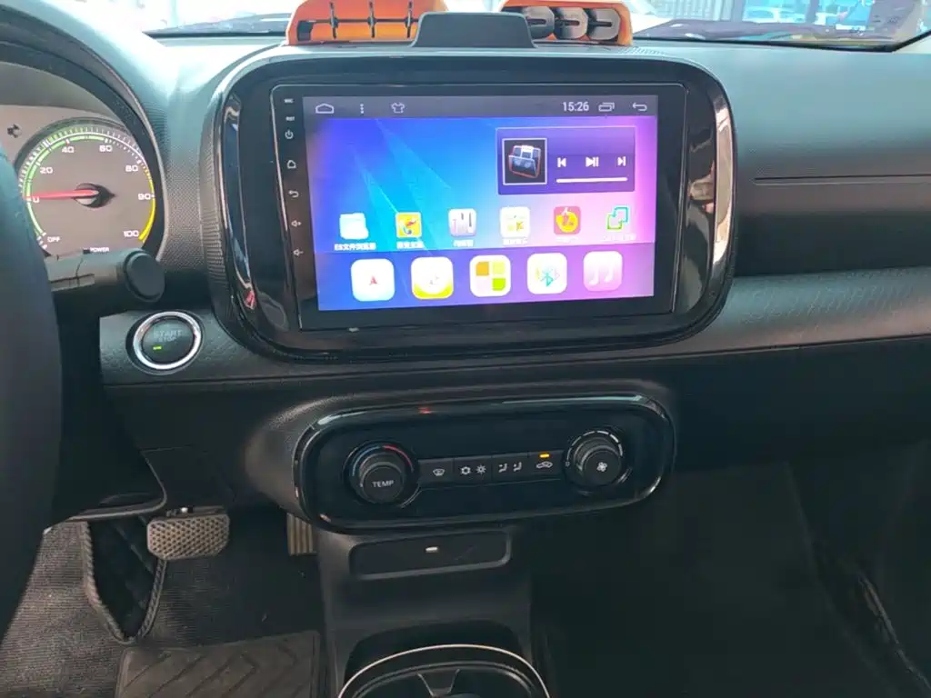 Roewe Clever — миниатюра 13