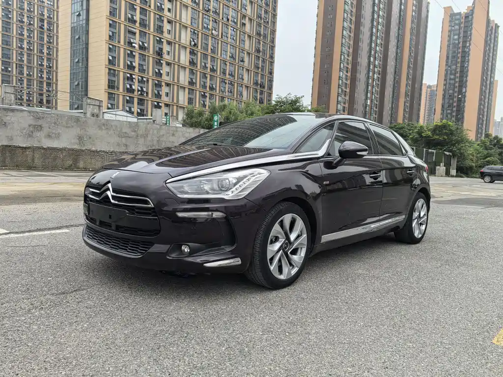 DS 5 2013款 1.6T 尊享版THP200