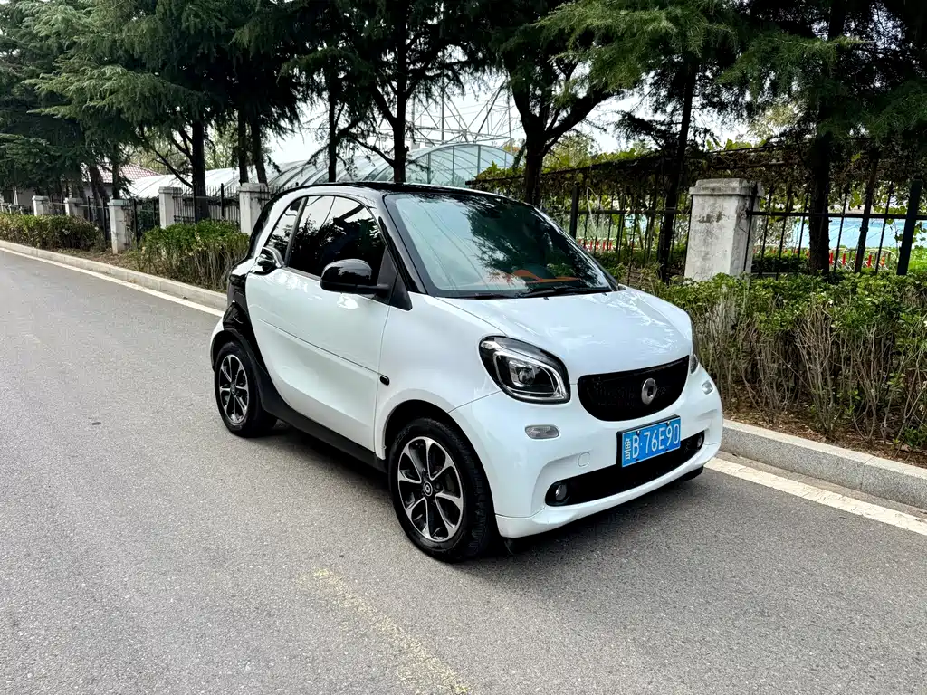 smart Smart Fortwo — миниатюра 6