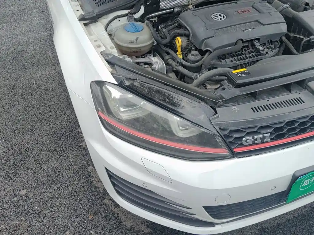 Volkswagen Golf GTI — миниатюра 7