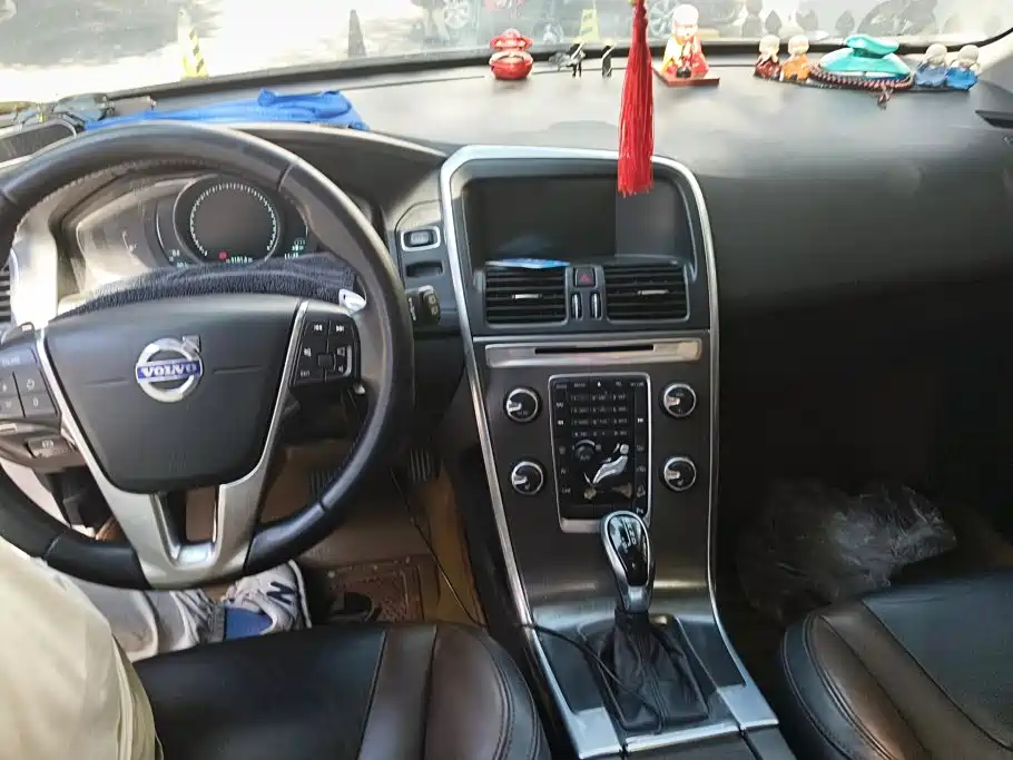 Volvo XC60 (Import) — миниатюра 12