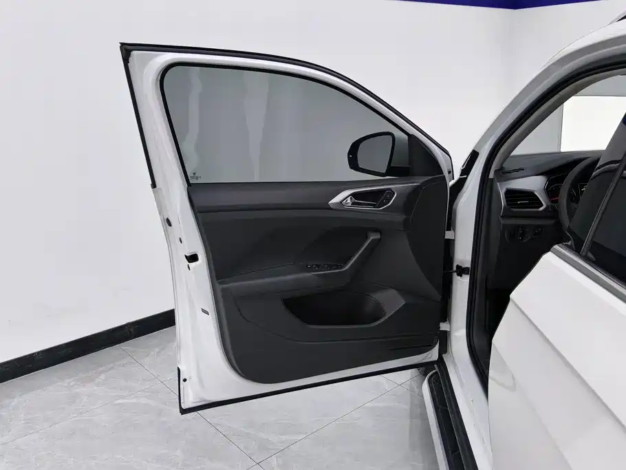 Volkswagen T-Cross 1.5L Auto Comfort Edition, фото 7