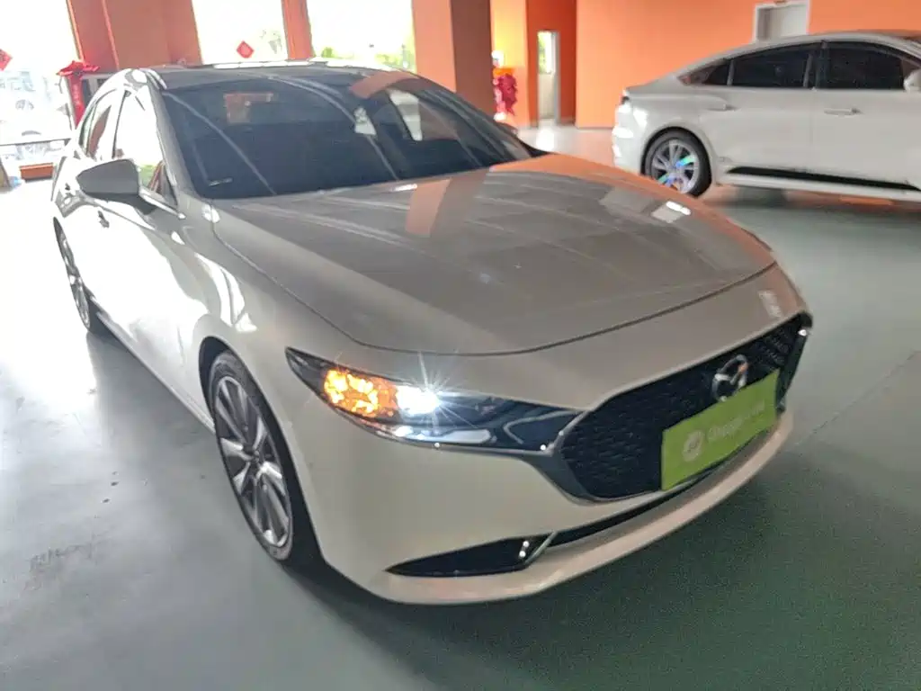 Mazda 3 Axela — миниатюра 4