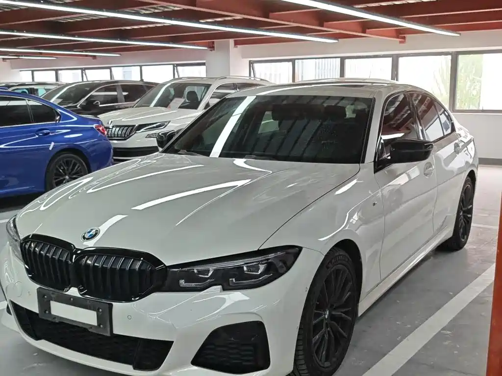BMW 3 Series 2022 325i M Sport Night Package