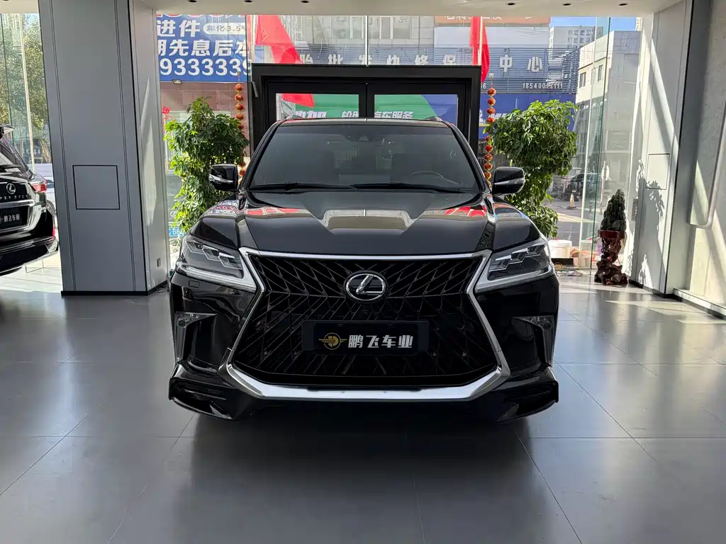 Lexus LX — миниатюра 2