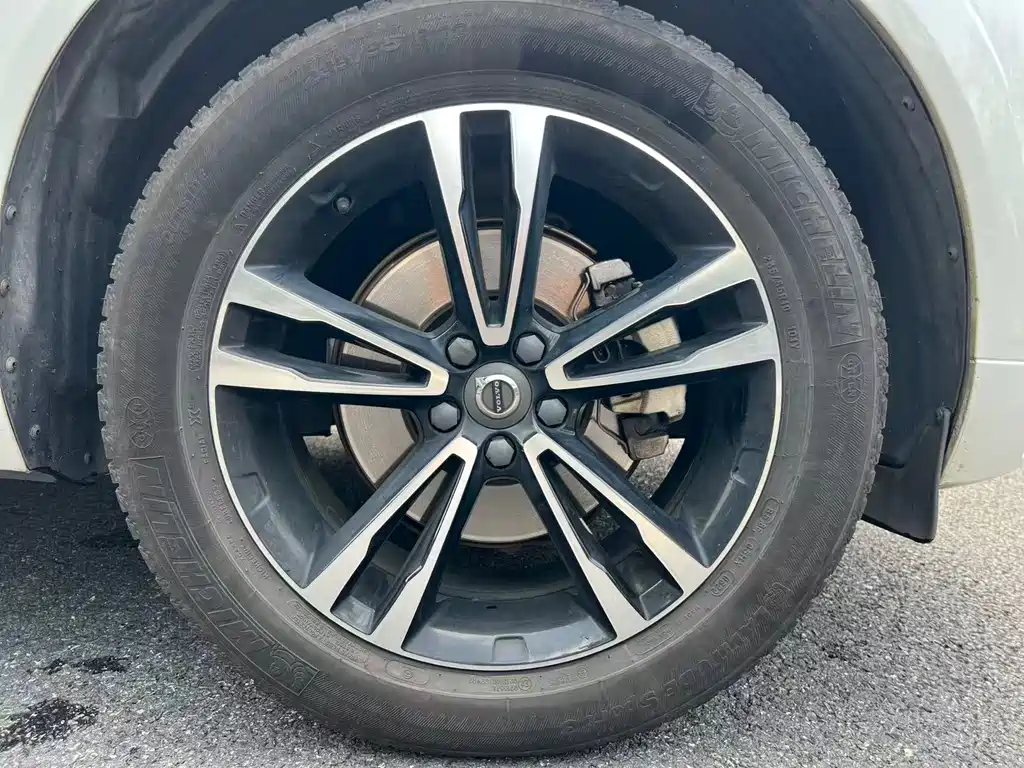 Volvo XC60 — миниатюра 4