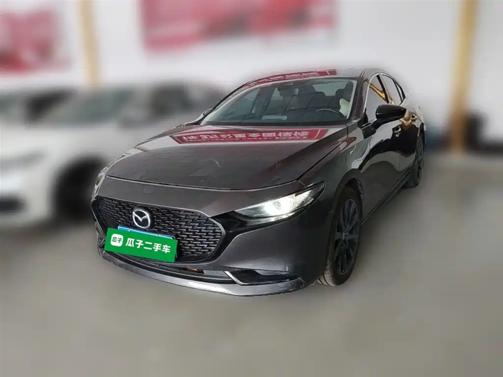 Mazda 3 Axela 2022