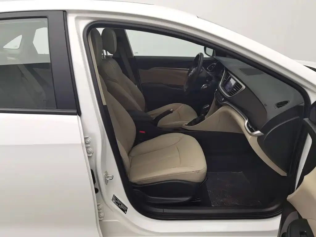 Buick Excelle — миниатюра 23