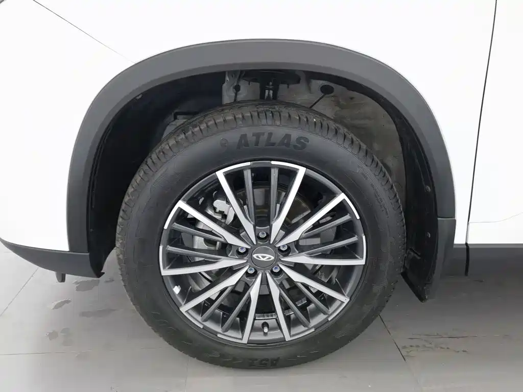 Chery Tiggo 8 — миниатюра 17