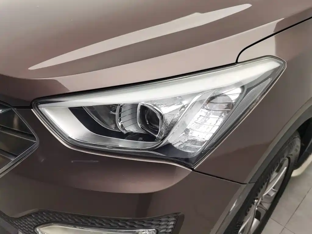 Hyundai Santa Fe — миниатюра 7