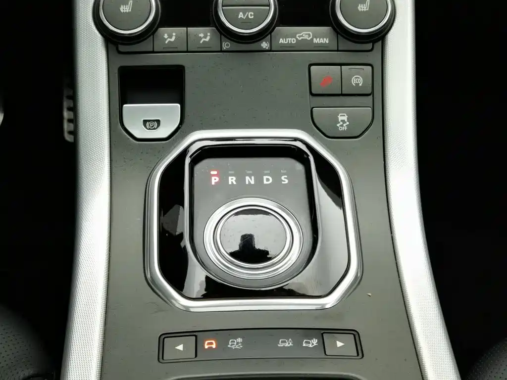 Land Rover Evoque (Import) — миниатюра 13