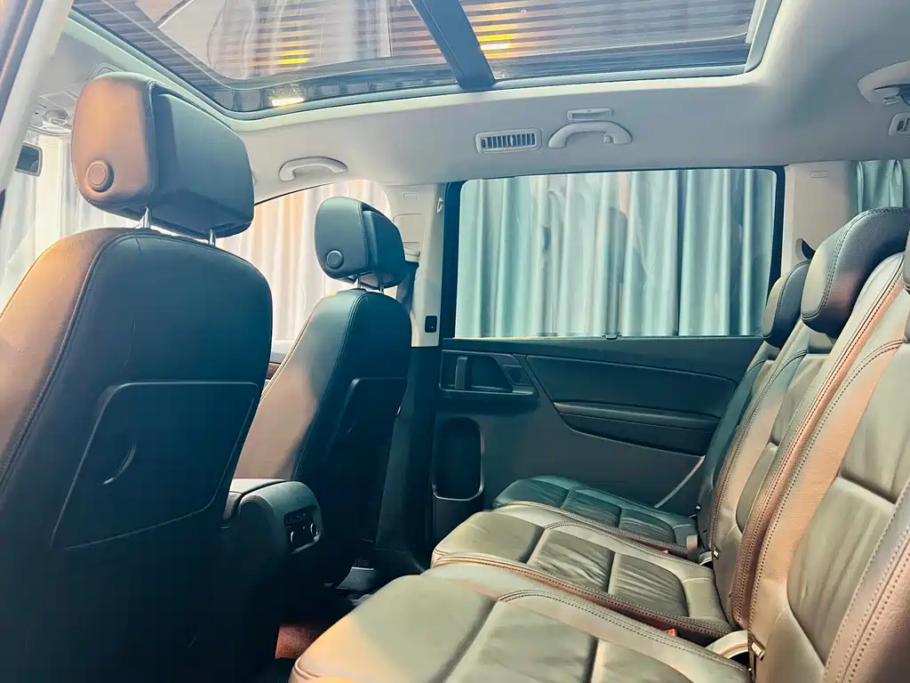Volkswagen Sharan — миниатюра 11