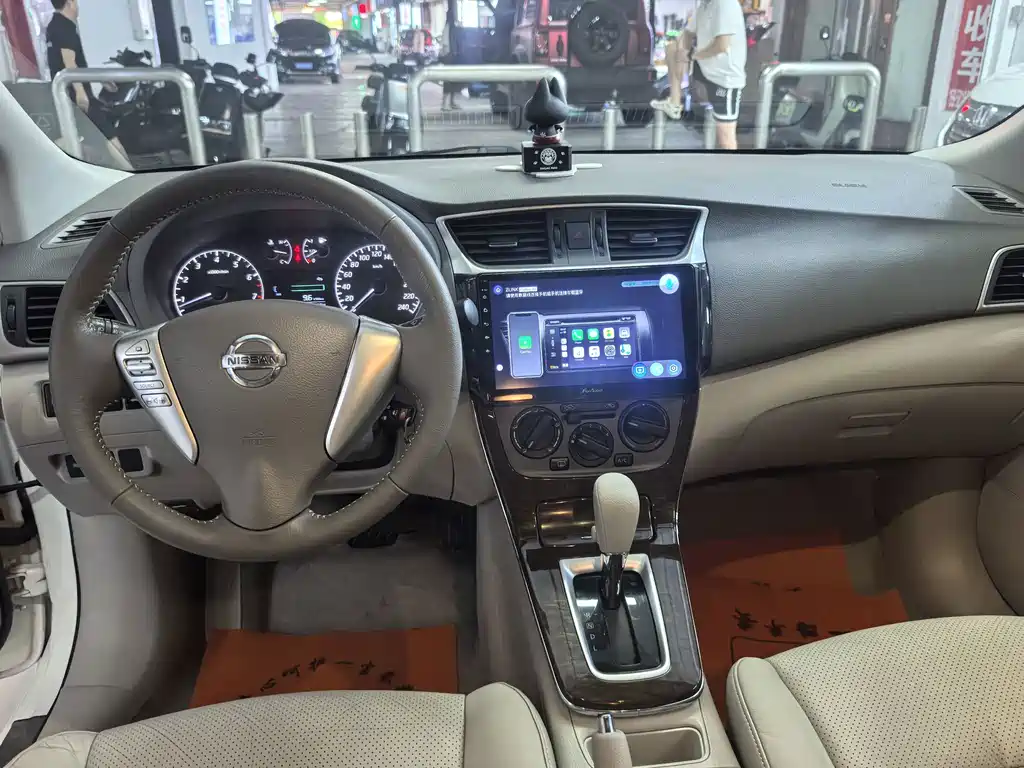 Nissan Sylphy — миниатюра 8