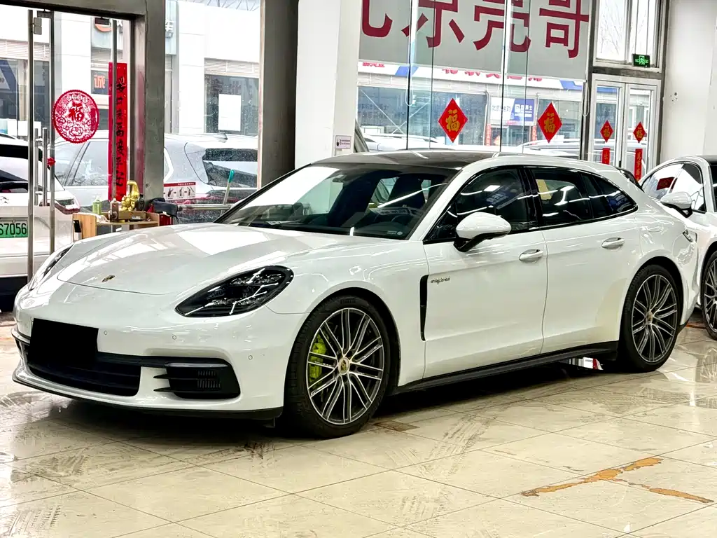 PORSCHE PANAMERA NEW ENERGY