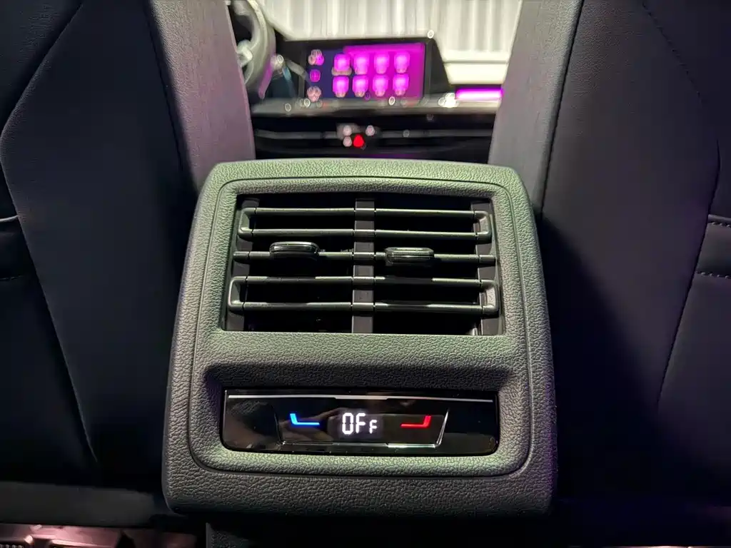 Volkswagen Golf — миниатюра 17