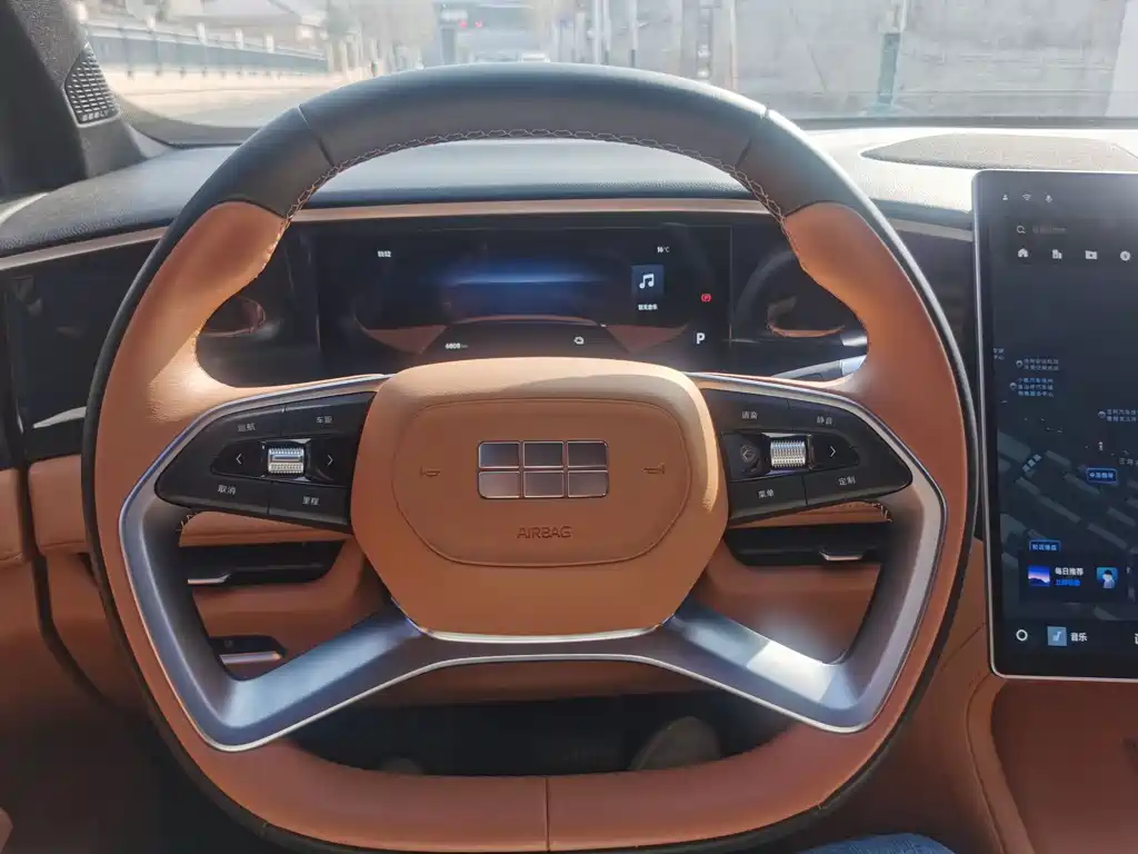 GEELY GALAXY GALAXY L7