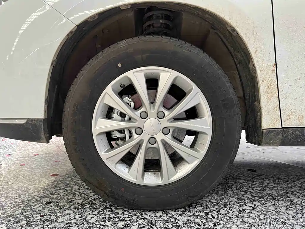 Haval M6 — миниатюра 15