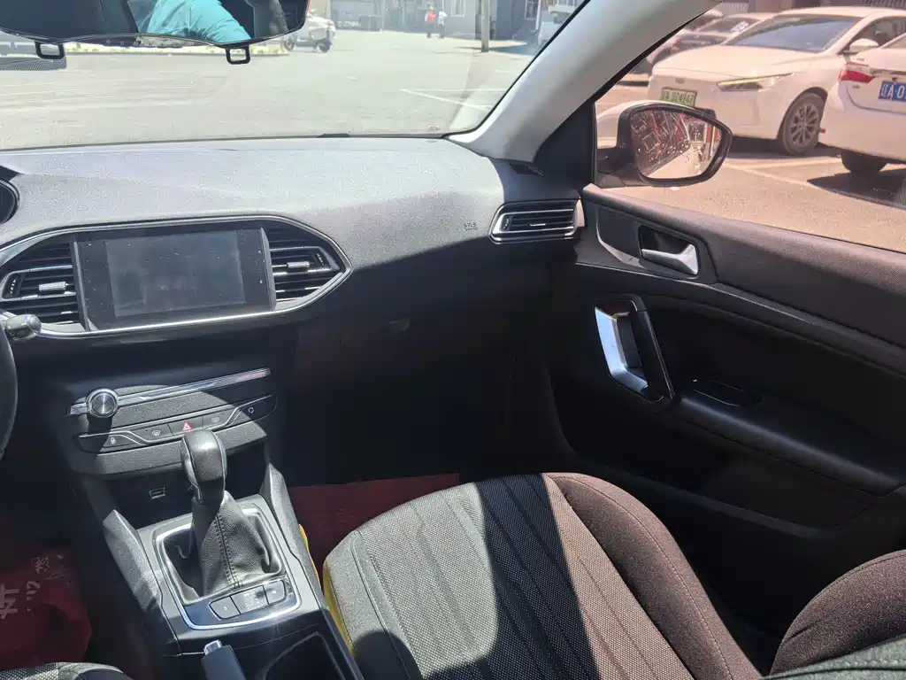 Peugeot 308S — миниатюра 10