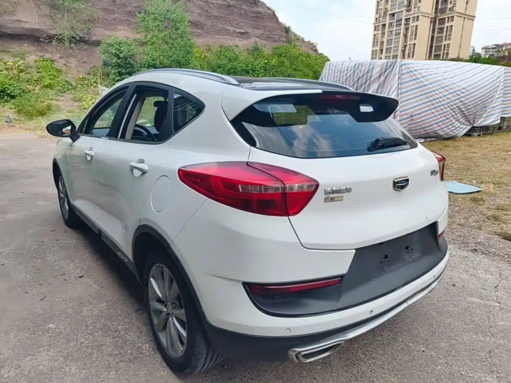 Geely Emgrand GS — миниатюра 5