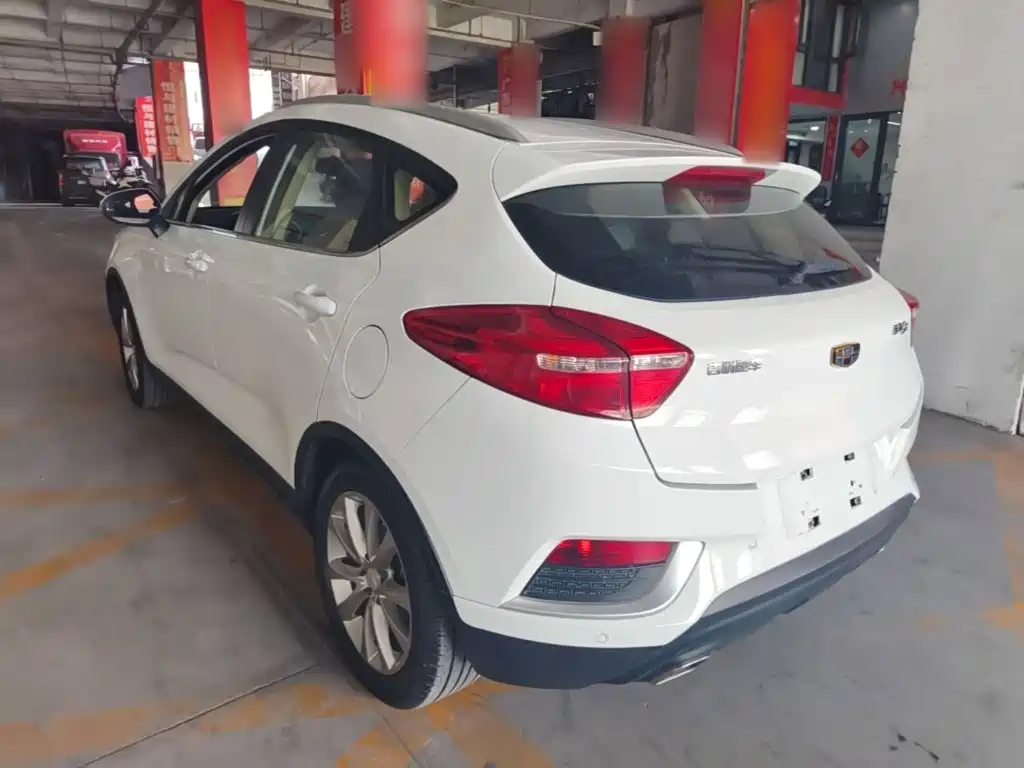 Geely Emgrand GS — миниатюра 5