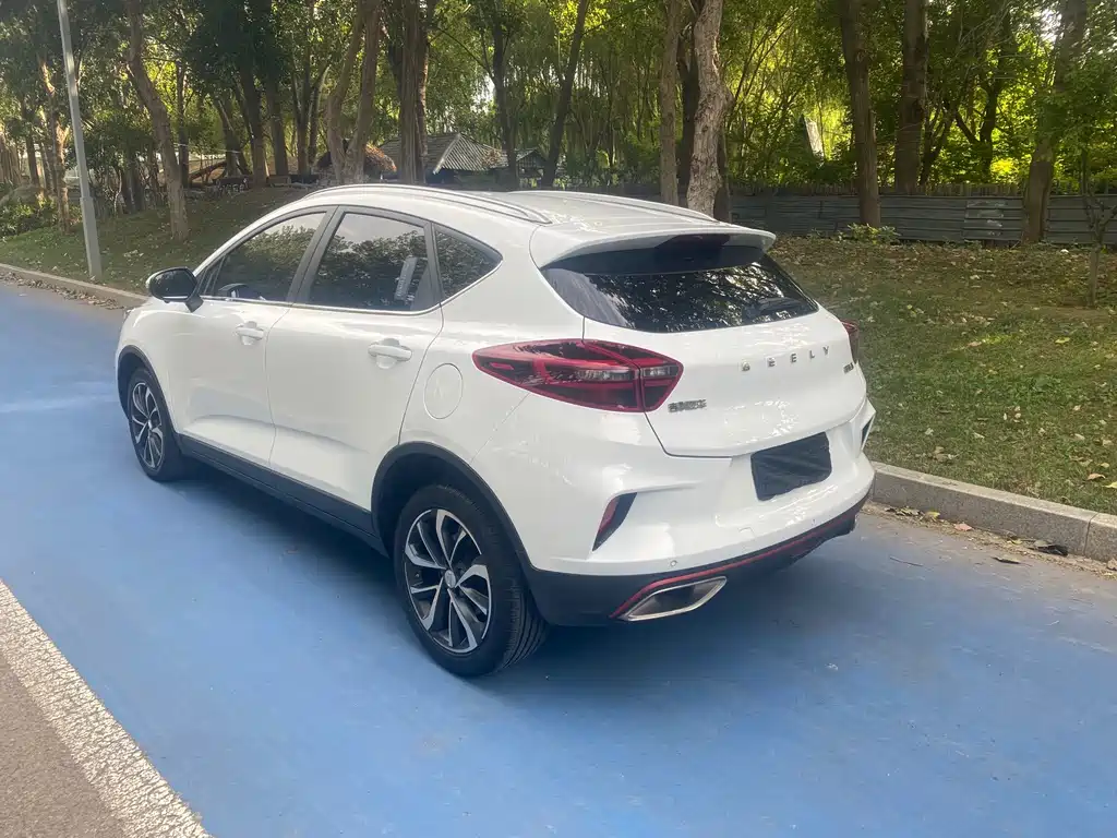 Geely Emgrand GS — миниатюра 5