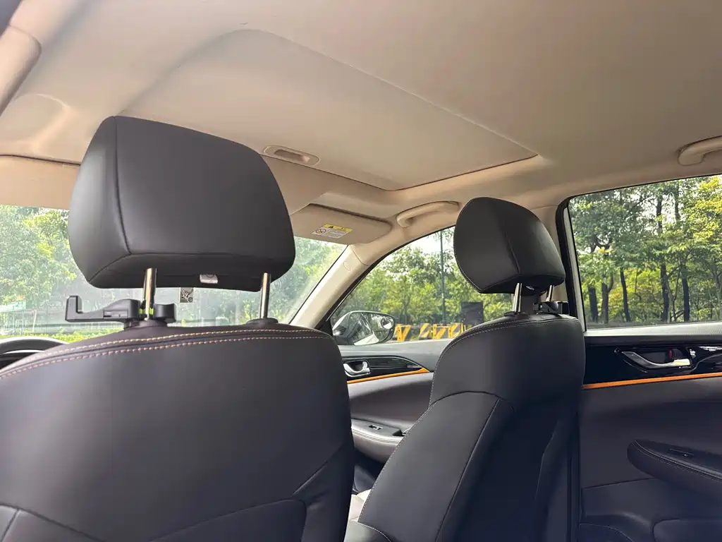 Changan Eado DT — миниатюра 16