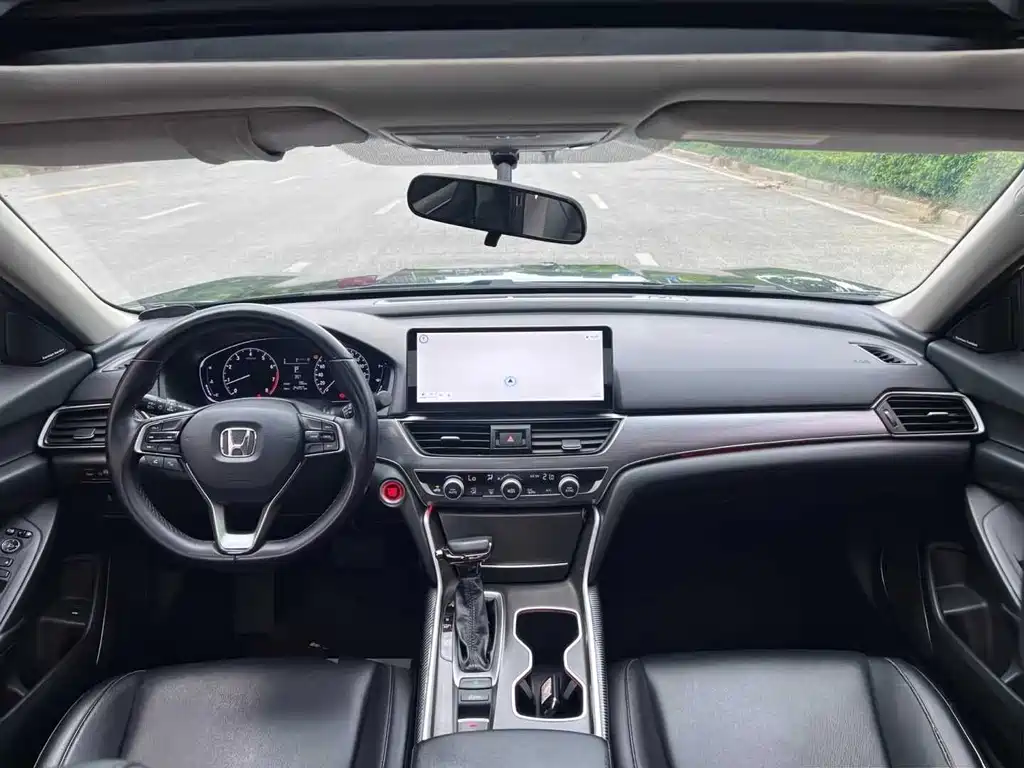 Honda Accord — миниатюра 6
