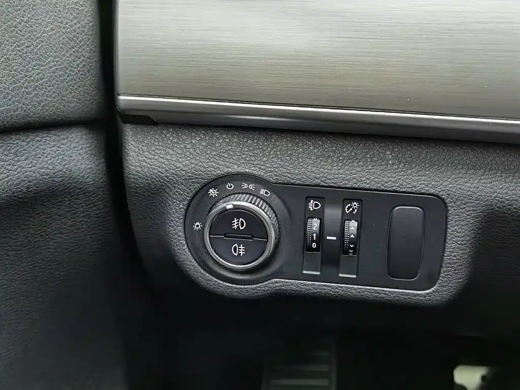 Haval H8 — миниатюра 21