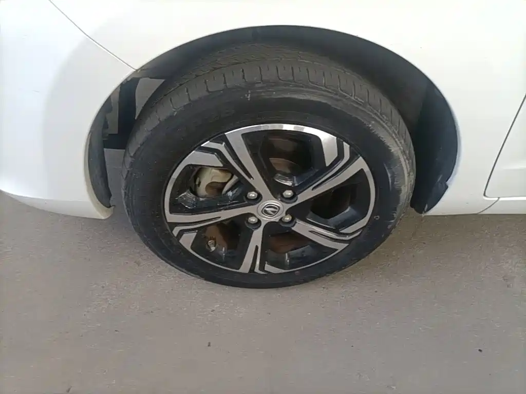 Changan Benben E-Star — миниатюра 23