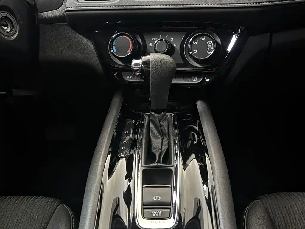 Honda Vezel — миниатюра 15