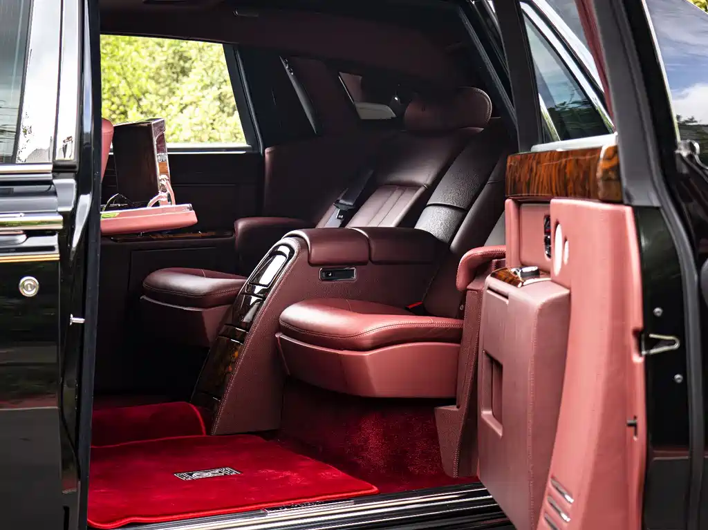 ROLLS-ROYCE PHANTOM