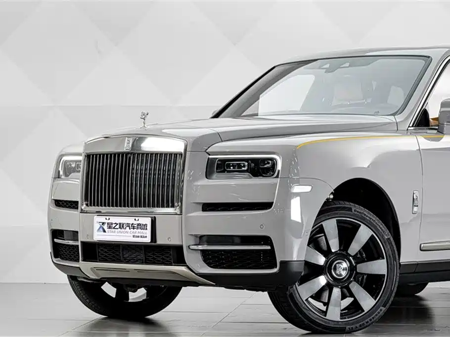 Rolls-Royce Cullinan 2018 мест