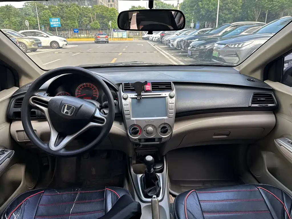 Honda City Classic — миниатюра 7