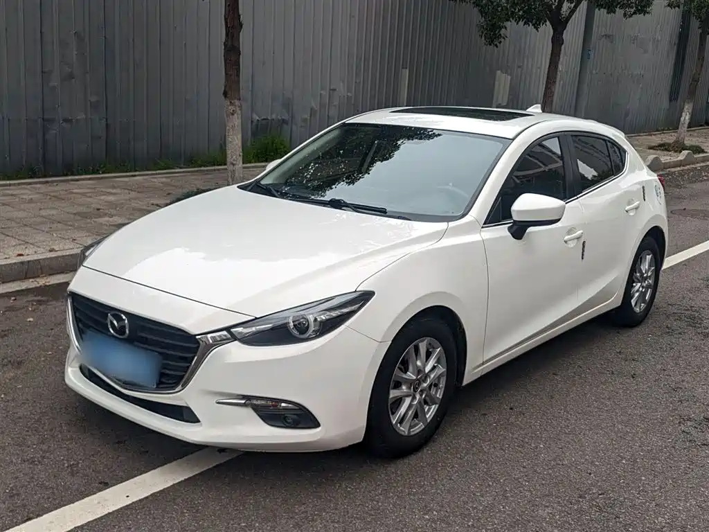 Mazda 3 Axela 2018