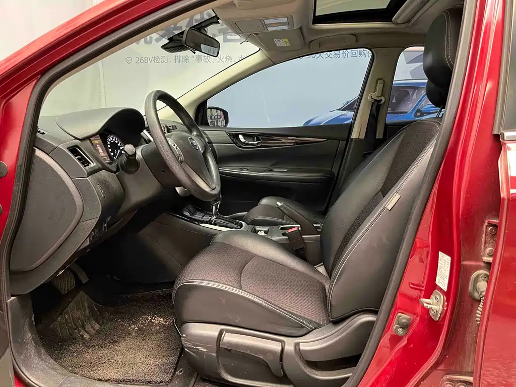 Nissan Tiida — миниатюра 7