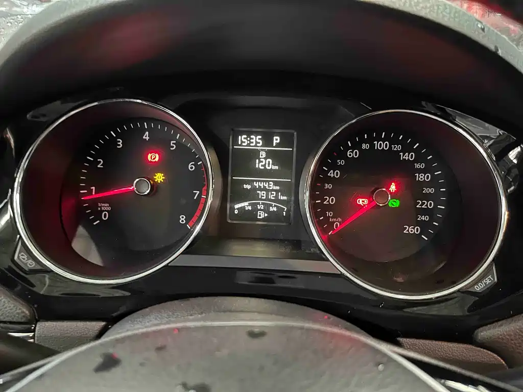 Volkswagen Sagitar — миниатюра 5